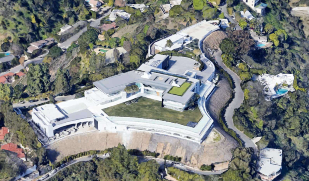 Most Expensive Home in America Defaults on $165M in Debt, Heads for ...
