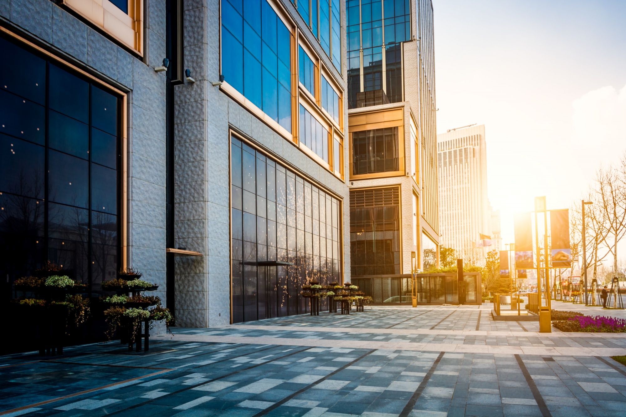 Commercial Real Estate Trends To Watch For In 2025 | Paper Source Online